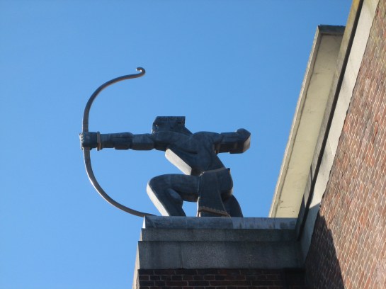 The archer at East Finchey station